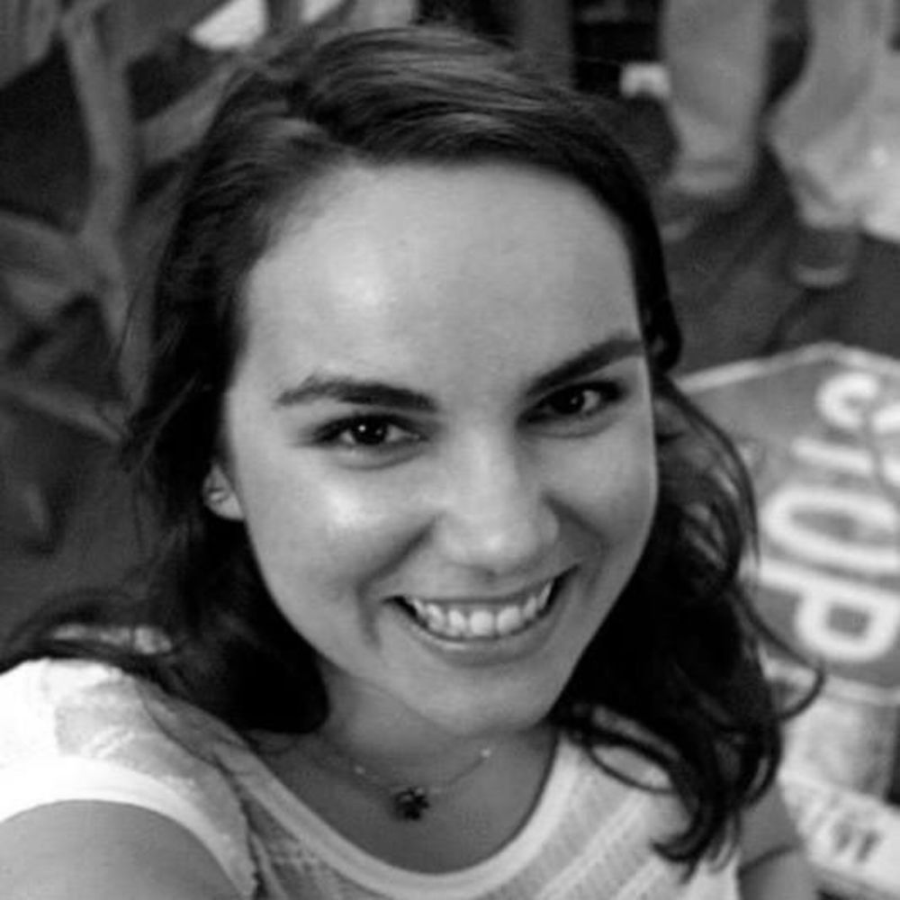 Meet your Posher, Elizabeth